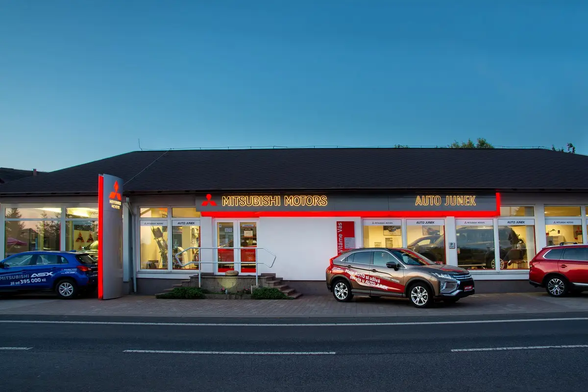 AUTO JUNEK, auta MG a MITSUBISHI